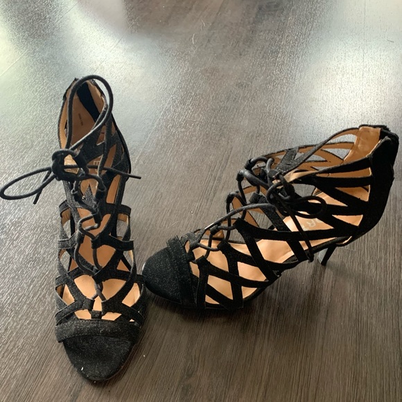 Report Shoes - 💲FREE WITH BUNDLE PURCHASE💲Report black lace up zip back heels